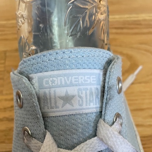 Converse All Star Baby Blue Tennis Shoes - Size 8 - Picture 4 of 8